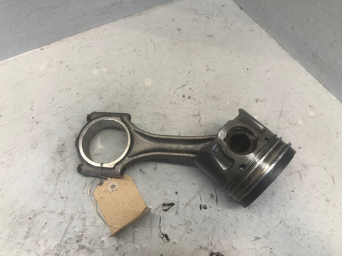 2.2 TD4 224DT Piston and Con Rod Land Rover Freelander 2 Range Rover Evoque