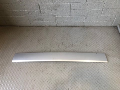 Discovery 4 Tailgate Trim External Lower Zermatt Silver Land Rover 2009 to 2014