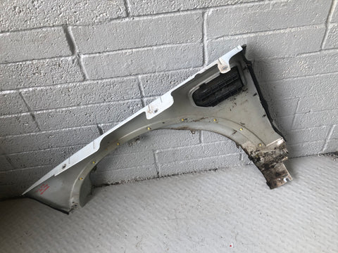 Discovery 3 Wing Off Side Front Zermatt Silver Land Rover 2004 to 2009 K02066