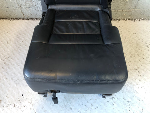 Discovery 3 Seats Rear Middle Row in Soft Black Leather Land Rover 2004 to 2009