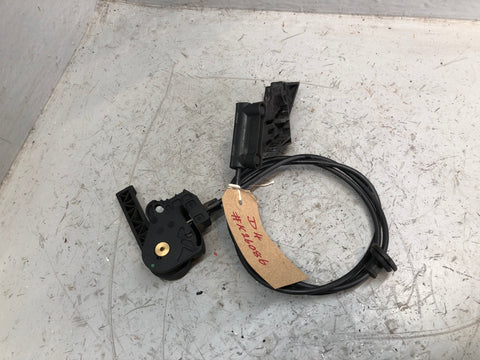 Discovery 4 Bonnet Release Lever Mechanism Land Rover 2009 to 2016