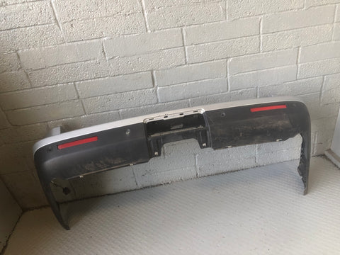 Discovery 4 Rear Bumper with Reflectors Zermatt Silver Land Rover L10076
