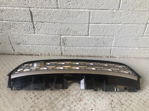 Discovery Sport Grille Front in Black Grey L550 Land Rover 2014 to 2019 L12086