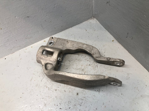 Range Rover L405 Strut Bracket Near Side Front CPLA-3463-AB 2013 to 2017