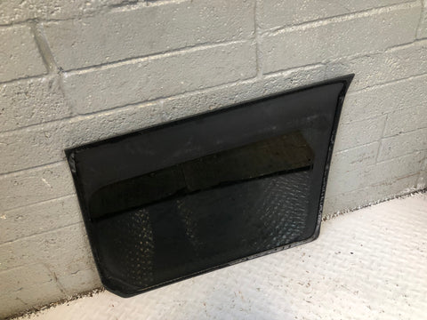 Discovery 3 Window Glass Quarter Near Side Rear Land Rover 2004 to 2009 Tinted