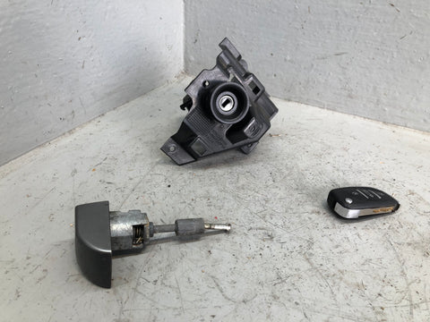 Range Rover L322 Ignition Barrel with Key Lock Set 3.6 TDV8 2006 to 2009 D26086