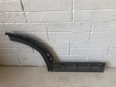 Discovery 4 Door Wheel Arch Trim Near Side Rear Scotia Grey Land Rover J18066