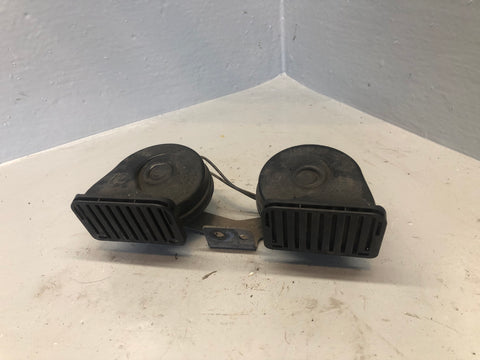 Freelander 2 Horns Pair of Two Tone Land Rover 2012 to 2014