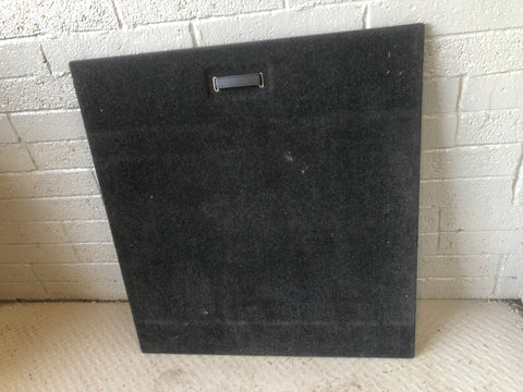 Range Rover L322 Boot Floor Carpeted in Black 2002 to 2012 D01076