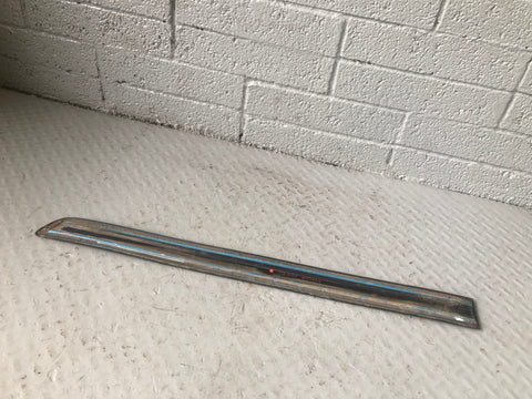 Discovery 3 Door Rubbing Strip Off Side Front 2004 to 2009 Land Rover K17026