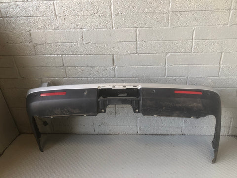 Discovery 4 Rear Bumper with Reflectors Zermatt Silver Land Rover L10076