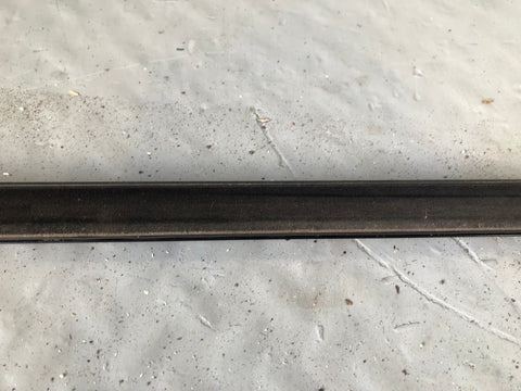 Range Rover Sport Window Weather Strip External Off Side Front Black L494