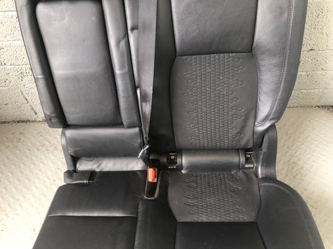Discovery Sport Rear Middle Row Seats Pair Black Leather L550 Land Rover L15066