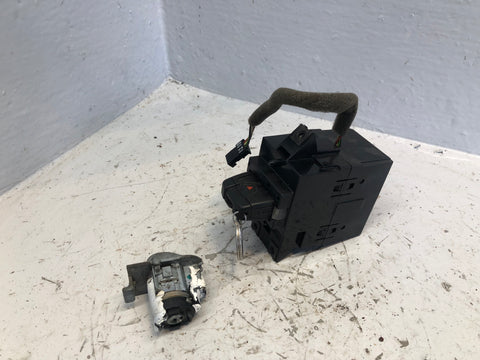 Freelander 2 Ignition Barrel Key Door Lock Land Rover 2006 to 2015 D14106