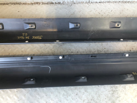 Discovery 3 or 4 Sill Trim Cover Protector Pair Land Rover 2004 to 2014 J18066