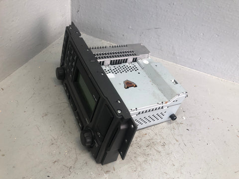 Discovery 3 Radio With CD Player Land Rover VUX500490 2004 to 2009 J12086