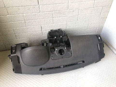 Freelander 2 Dashboard with Airbag Black Land Rover 2006 to 2014 D08066