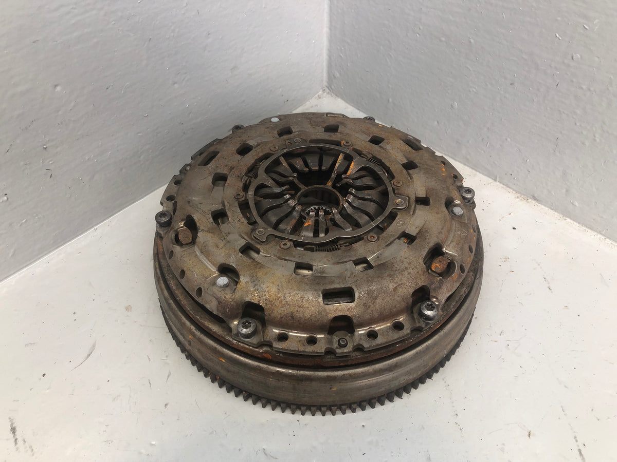 Freelander 2 Dual Mass Flywheel Clutch Kit 2.2 TD4 Land Rover D08066