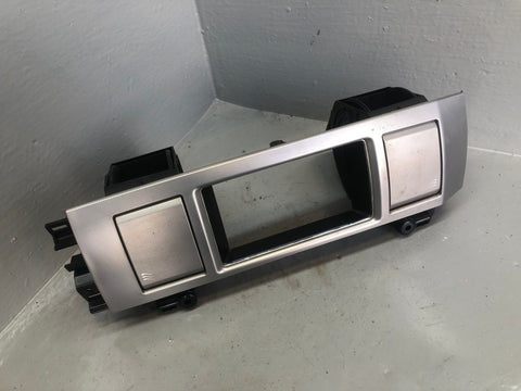 Jaguar XF Dashboard Air Vents Centre CX23-19K617-AC X250 2007 to 2012