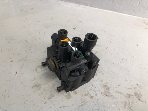 Air Suspension Rear Crossover Valve CPLA-5B710 Range Rover L405 Sport L494