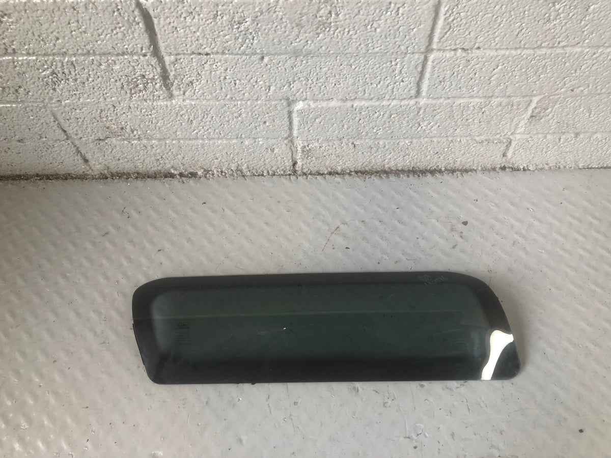 Discovery 2 Window Glass Alpine Near Side Rear Roof Land Rover 1998 to 2004