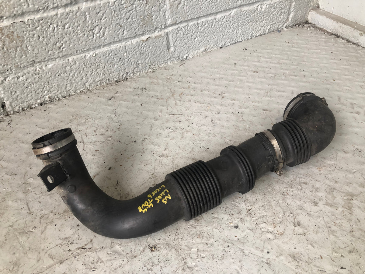Range Rover L405 Air Intake Pipe Near Side 4.4 TDV8 BH42-9F876-CB 2013 to 2017