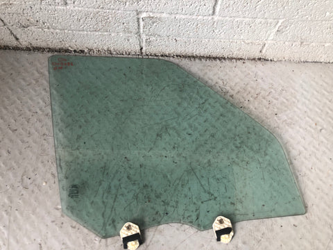 Discovery 4 Window Glass Off Side Front Door Land Rover 2009 to 2016 D03086