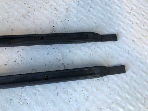 Discovery 3 or 4 Roof Rails Three Quarter Length Bars Land Rover CAB500120PVJ