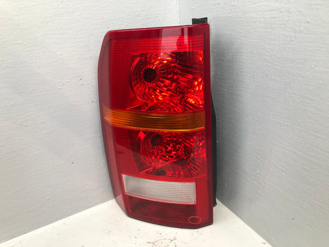 Discovery 3 Tail Light Cluster Near Side Rear XFB000573 2004 to 2009 L07106