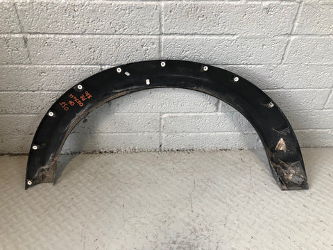 Discovery 4 Wheel Arch Trim Front Off Side Santorini Black Land Rover D27056