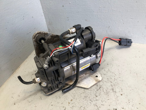 Air Suspension Compressor AMK Style Discovery 3 4 Range Rover Sport D23096