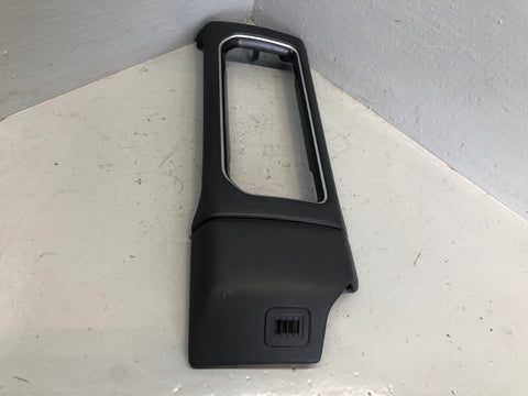 Range Rover L405 Sat Nav Screen Surround Trim in Ebony Black 2013 to 2017
