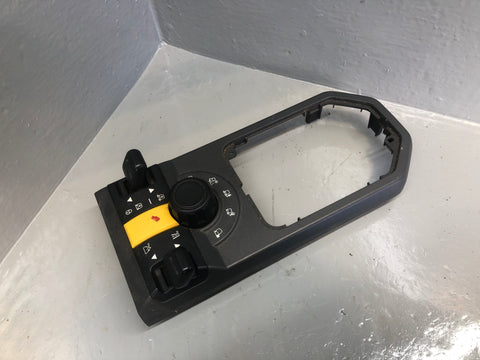 Discovery 3 Terrain Settings Panel Switch Air Suspension YUD501590WUX
