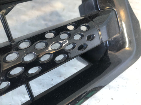 Range Rover Sport Front Grille Pre Facelift in Java Black L320 2005 to 2009