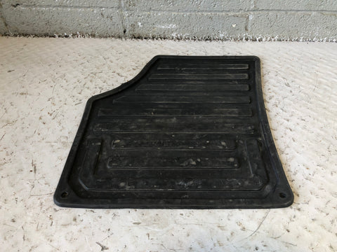 Freelander 2 Floor Mats Set of 4 in Black Rubber Land Rover 2006 to 2011 D14106