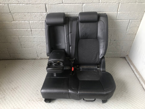 Discovery Sport Rear Middle Row Seats Pair Black Leather L550 Land Rover L15066
