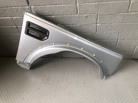 Discovery 3 Wing Off Side Front Zermatt Silver Land Rover 2004 to 2009 K02066