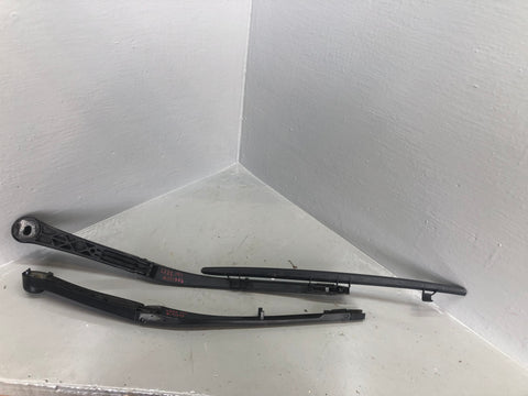 Range Rover L322 Front Windscreen Wiper Arms Pair 2010 to 2013