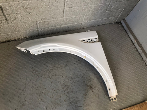 Discovery Sport Front Wing Near Side Front Fuji White Land Rover 2014 to 2019