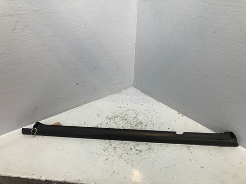 Discovery 2 Weather Strip Seal Near Side Rear Window Trim Land Rover