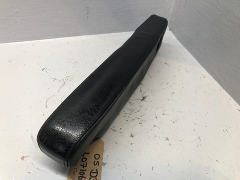 Discovery 3 Armrest Black Leather Off Side Front Drivers Land Rover L07106
