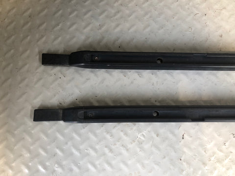 Discovery 4 Roof Rails Three Quarter Length Roof Bars Land Rover D27056
