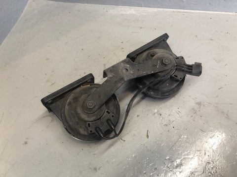Freelander 2 Horns Pair of Two Tone Land Rover 2012 to 2014