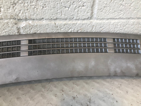 Range Rover L322 Bonnet Grill Under Windscreen 2002 to 2013 D01076