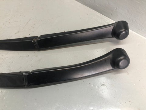Range Rover L322 Front Windscreen Wiper Arms Pair 2010 to 2013