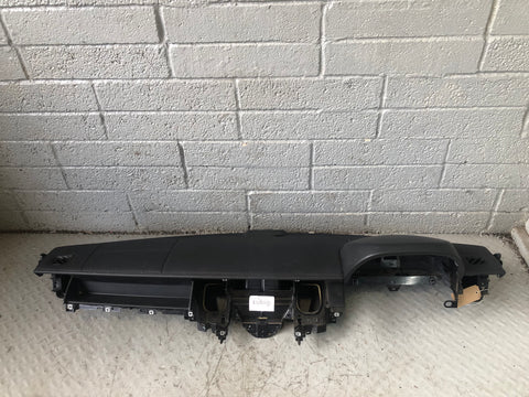 Discovery 4 Dashboard Black Sat Nav Land Rover 2009 to 2016 D03086