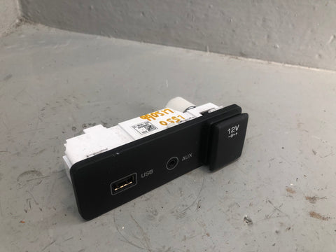 Discovery Sport USB AUX Port 12V FK72-19C166-CC L550 Land Rover 2014 to 2019