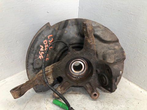 Range Rover L322 Hub Assembly Near Side Front 2006 to 2009 All Models D26086