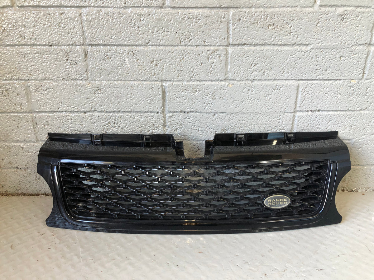 Range Rover Sport Front Grille Facelift in Black Aftermarket 2009 to 2013 D11096