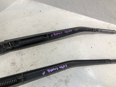 Range Rover Sport Wiper Arms Windscreen Front Pair L494 2014 to 2022